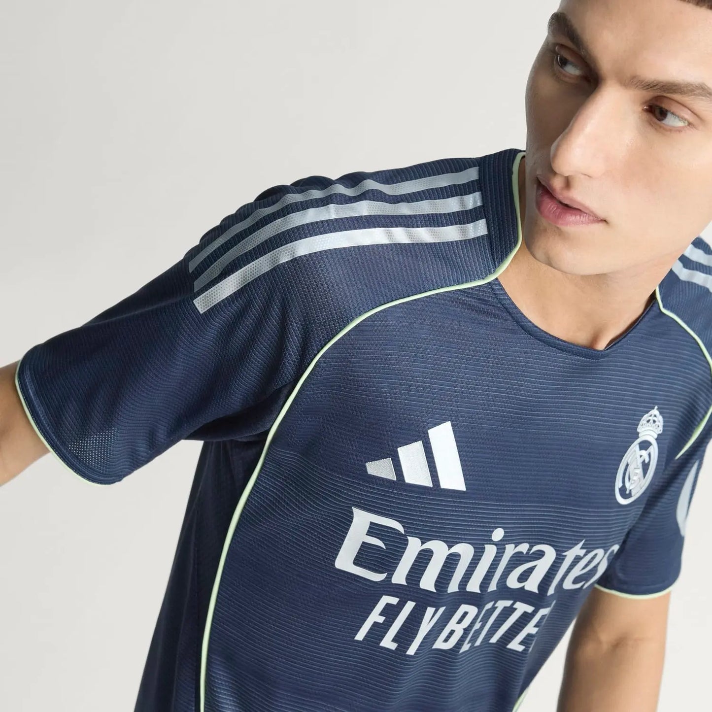 Maillot Real Madrid FC Extérieur  2025/2026 version pro